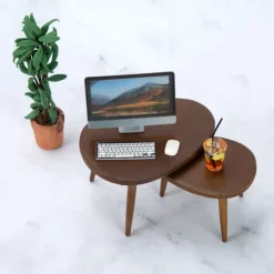 1 Sæt 1:12 Dukkehus Trekant Sofabord Computerbord Te Brun Brown