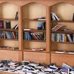 Angstdæmpende Bogreol med 200 Bøger Miniaturebibliotek Træbogreol Ryst Din Angst Væk A