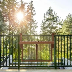 Balkon bordhængende træ