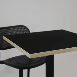 Barbord 60 x 60 cm - Bazila model sorte trækanter Svart