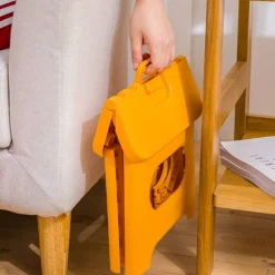Bærbar Foldeskammel til Udendørs Brug, Let og Robust Kompakt Foldesæde med Bærehåndtag, Let at Rengøre Sammenklappelig Skammel med Pladsbesparende Design yellow XL | Fyndiq