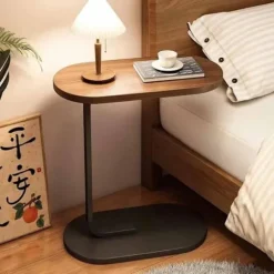 C-format sidebord & sofabord – lille træ kaffebord, der glider under sofa og seng