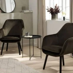 Elegant accentstol, overdimensioneret sort lænestol, moderne design fra midten af århundredet, metalramme med aftagelig top, egnet til indendørs og udendørs brug, understøtter | Fyndiq