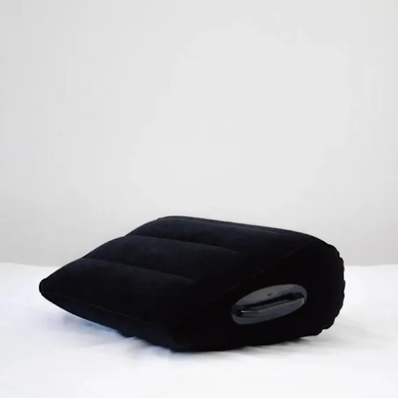 Foldbar PVC Flocked Oppustelig Kile Kærlighedspude Trekant Master Pude Arbejdsbesparende Siddende Seng Oppustelig Sofa Møbler
