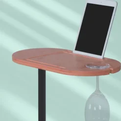 Justerbart C-formet sidebord i bambus og stål
