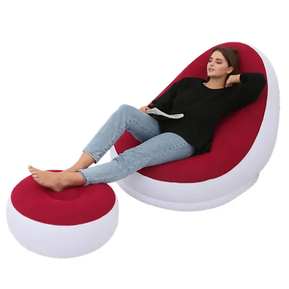 Oppustelig stol Foldbar flokket PVC Behagelig med fodskammel Blow Up Lounge stol til udendørs campingture Rød