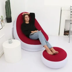Oppustelig stol Foldbar flokket PVC Behagelig med fodskammel Blow Up Lounge stol til udendørs campingture Rød