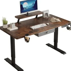 Radlove 140 cm elektrisk siddende ståbord med hylde, højdejusterbart skrivebord, stående skrivebord, brun kastanj