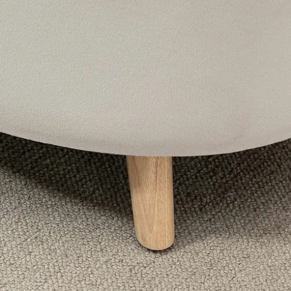 Rootz Oval Velvet Bench - Opbevaring afføring - Fodstråling - Holder op til 80 kg - 71 x 51,5 x 42 cm - Stilfuld brun design