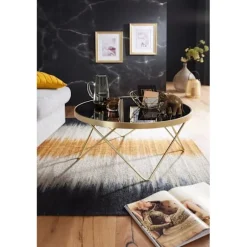Rootz Retro sofabord - Filigran bordben - Stilfuldt centerbord - V-formede ben - Moderne farveskema - Gyldent stel - Plade af hærdet glas - 39 cm x 82 | Fyndiq