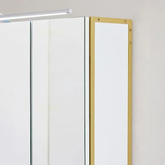 Rootz Spejlskab - Badeværelsesskab - Vægspejlskab - Spejlskab Med Belysning - Badeværelses Opbevaringsskab - Spånplade/Stål/Glas - Hvid-Guld - 70 x 14 | Fyndiq