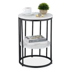 Rundt sidebord i marmorlook med 2 niveauer