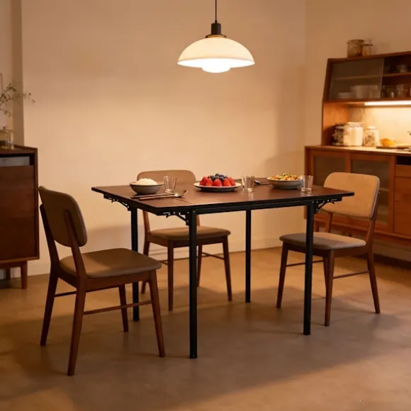 Sammenklappeligt spisebord, pladsbesparende, plads til 2-4