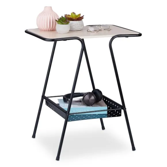 Sidebord med magasinhylde