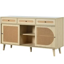 Skænk 140 cm lavet af træ med PE rattan døre, 3 skydedøre & 3 skuffer, med justerbare hylder Oak