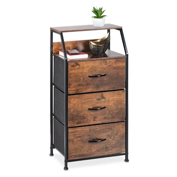 Vintage hylde i industrielt design